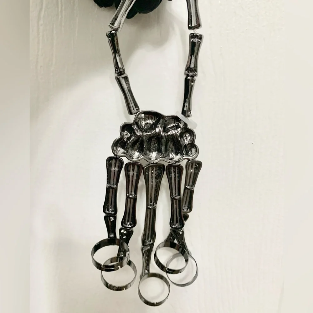 Torrid Skeleton Hand Cuff Glow in the Dark - 1X 2X - NEW - Picture 7 of 8